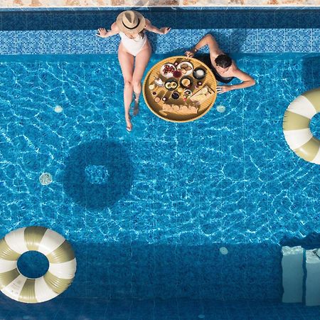 Oinolithos Luxury Villas Kalamaki Eksteriør bilde
